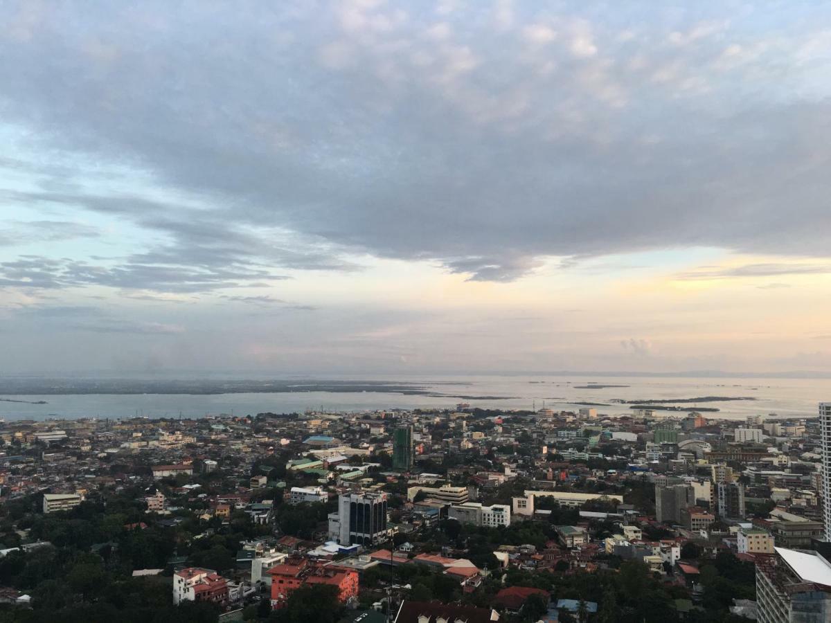 Horizons 101 - Panoramic View By St. Therese Cebu Stadt Exterior foto